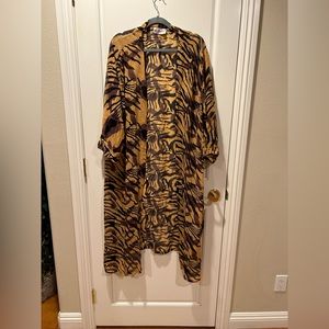 Sterling Styles Lightweight Sheer Kimono One Size
